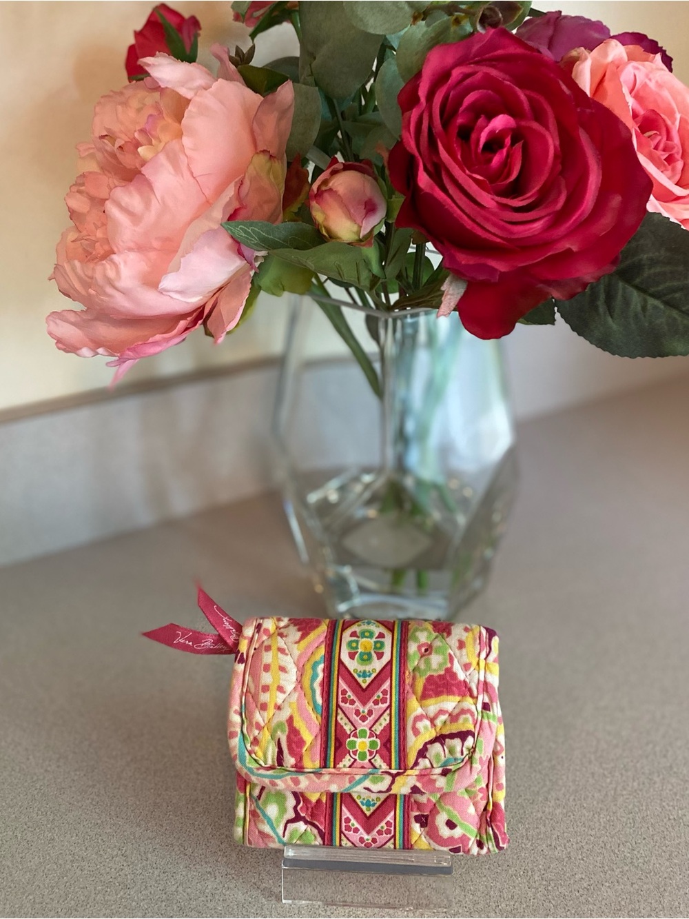 Vera Bradley Retired Capri Melon Trifold Pocket Wallet